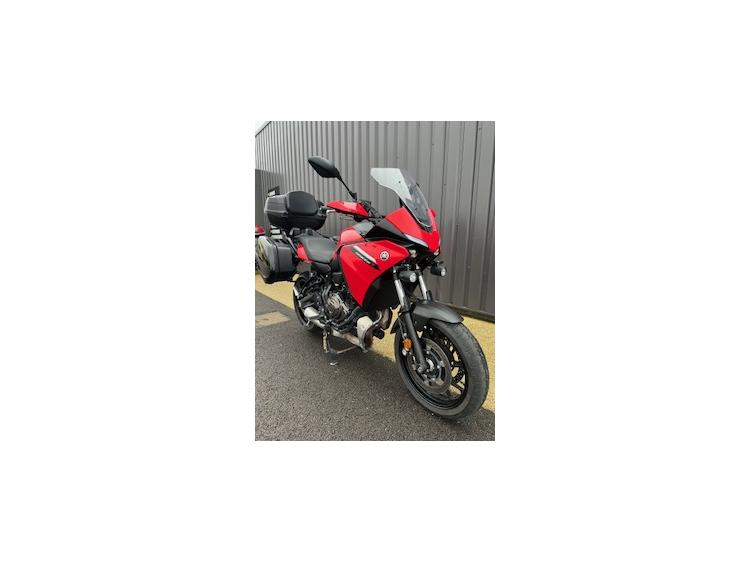 YAMAHA TRACER 7