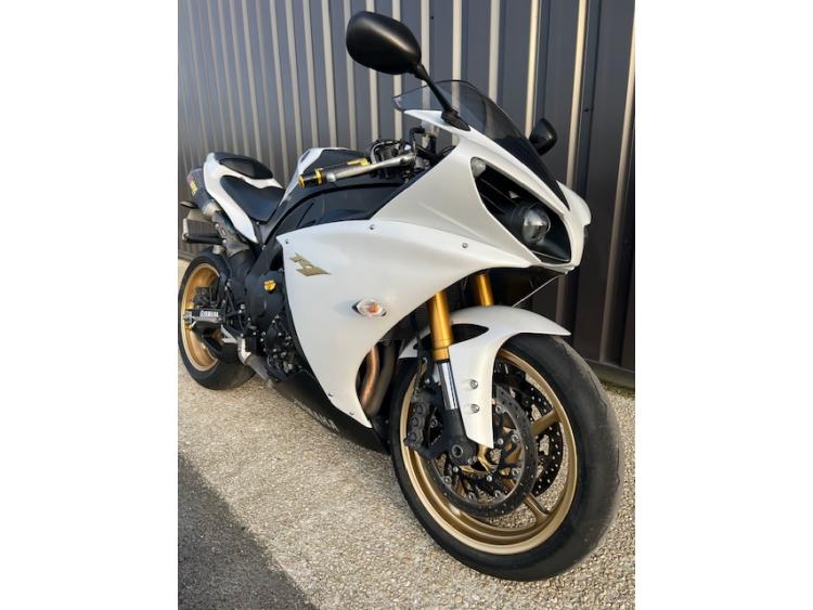 YAMAHA YZF 1000 R1 CROSS PLANE